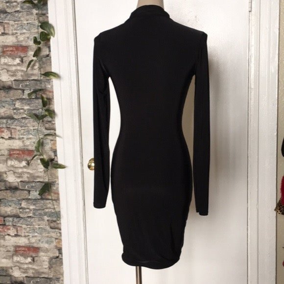 PrettyLittleThing Black Cut Out Dress NWOT Sz 0 - Picture 6 of 10